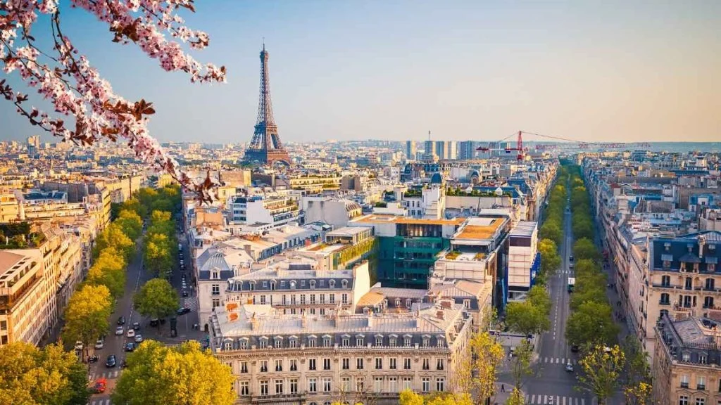 Move to France From USA Guide 2026
